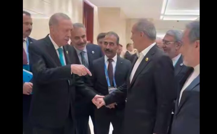 VIDEO: Friendly talks of Iranian, Turkish President in China