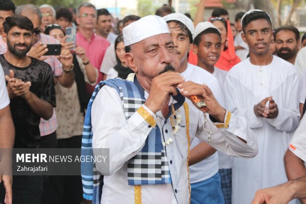 جشن شکرگزاری انبه و یاسمین گل میناب