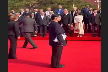 Pezeşkiyan ve Aliyev arasında samimi görüşme