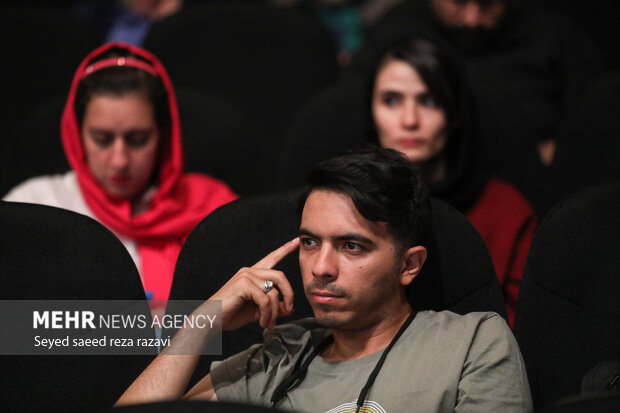 مجمع عمومی انجمن نویسندگان، خبرنگاران و عکاسان ورزشی 10