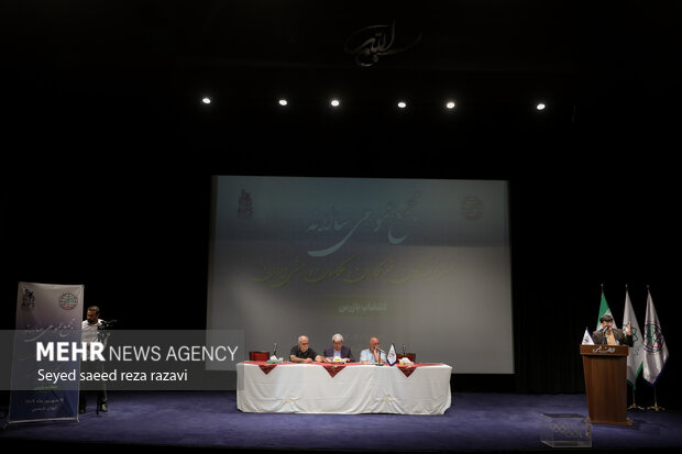 مجمع عمومی انجمن نویسندگان، خبرنگاران و عکاسان ورزشی 17