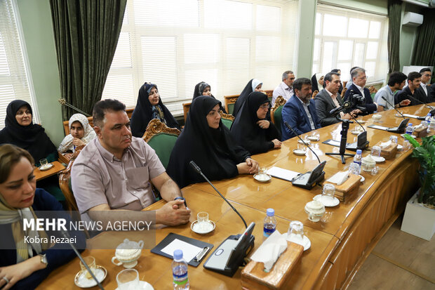 تقدیر از برگزیدگان کنکور و مدال‌آوران المپیادهای جهانی در خراسان رضوی