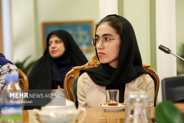 تقدیر از برگزیدگان کنکور و مدال‌آوران المپیادهای جهانی در خراسان رضوی