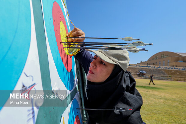 وفور استعداد و کمبود امکانات؛تیراندازی با کمان همدان در بنبست زیرساخت