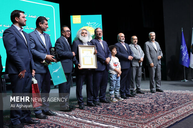 آیین نکوداشت نامداران فرهنگ و هنر آذربایجان غربی در ارومیه