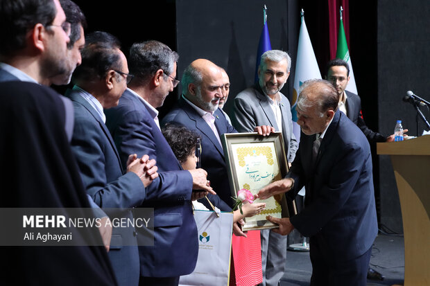 آیین نکوداشت نامداران فرهنگ و هنر آذربایجان غربی در ارومیه
