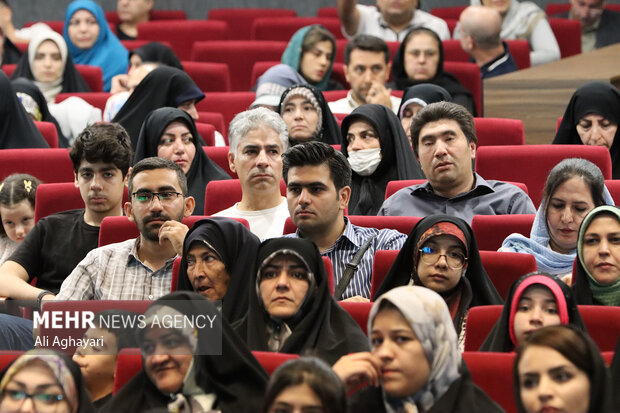آیین نکوداشت نامداران فرهنگ و هنر آذربایجان غربی در ارومیه