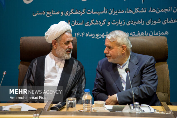 سفر وزیر میراث‌فرهنگی به قم