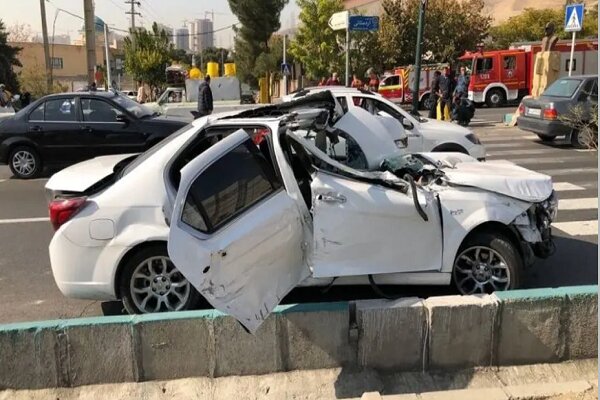 پياده،عابر،بزرگراه،شهيد،دستگاه،تصادف،برخورد،ساعت،تهران،تصادف ...