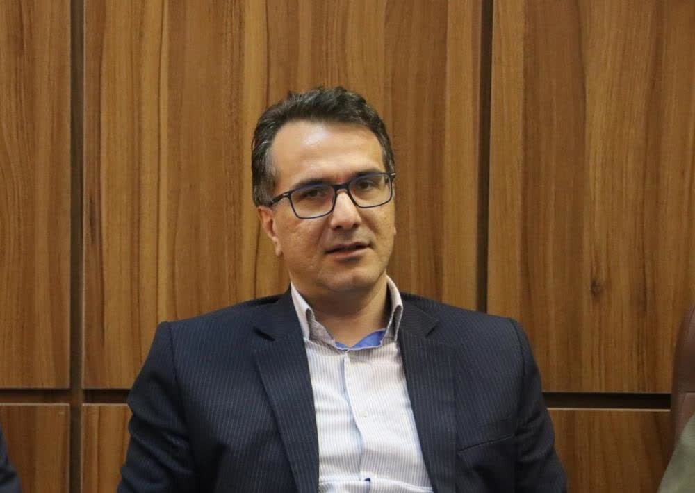 تمدید ساعت کاری ادارات و تعطیلی پنجشنبهها تا پایان شهریور در گیلان تمدید ساعت کاری ادارات و تعطیلی پنجشنبهها تا پایان شهریور در گیلان