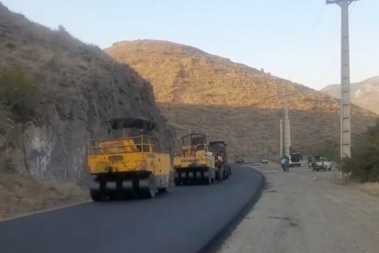 آسفالت‌ریزی مسیر دسترسی به «قلعه دره‌سی» کلیبر برای توسعه گردشگری