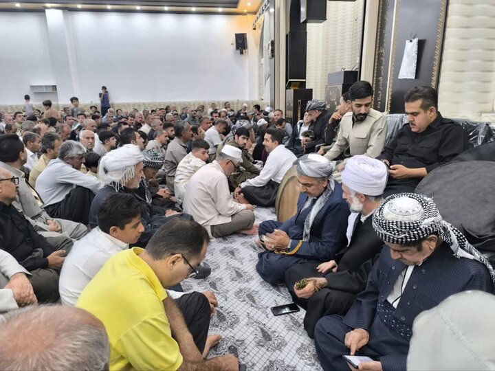 طنین دف و سرود عشق در بانه؛ آئین باشکوه مولودیخوانی در میلاد پیامبر