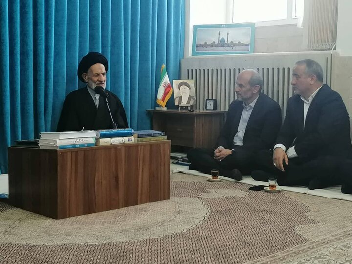 گذر از مقاطع دشمنی با روحیه جهادی و سند تحول رسانه میسر شد گذر از مقاطع دشمنی با روحیه جهادی و سند تحول رسانه میسر شد