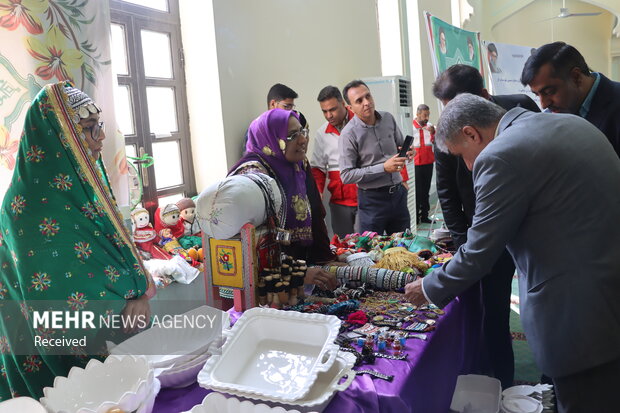 جشن هفته وحدت در مسجد جامع شهر اوز
