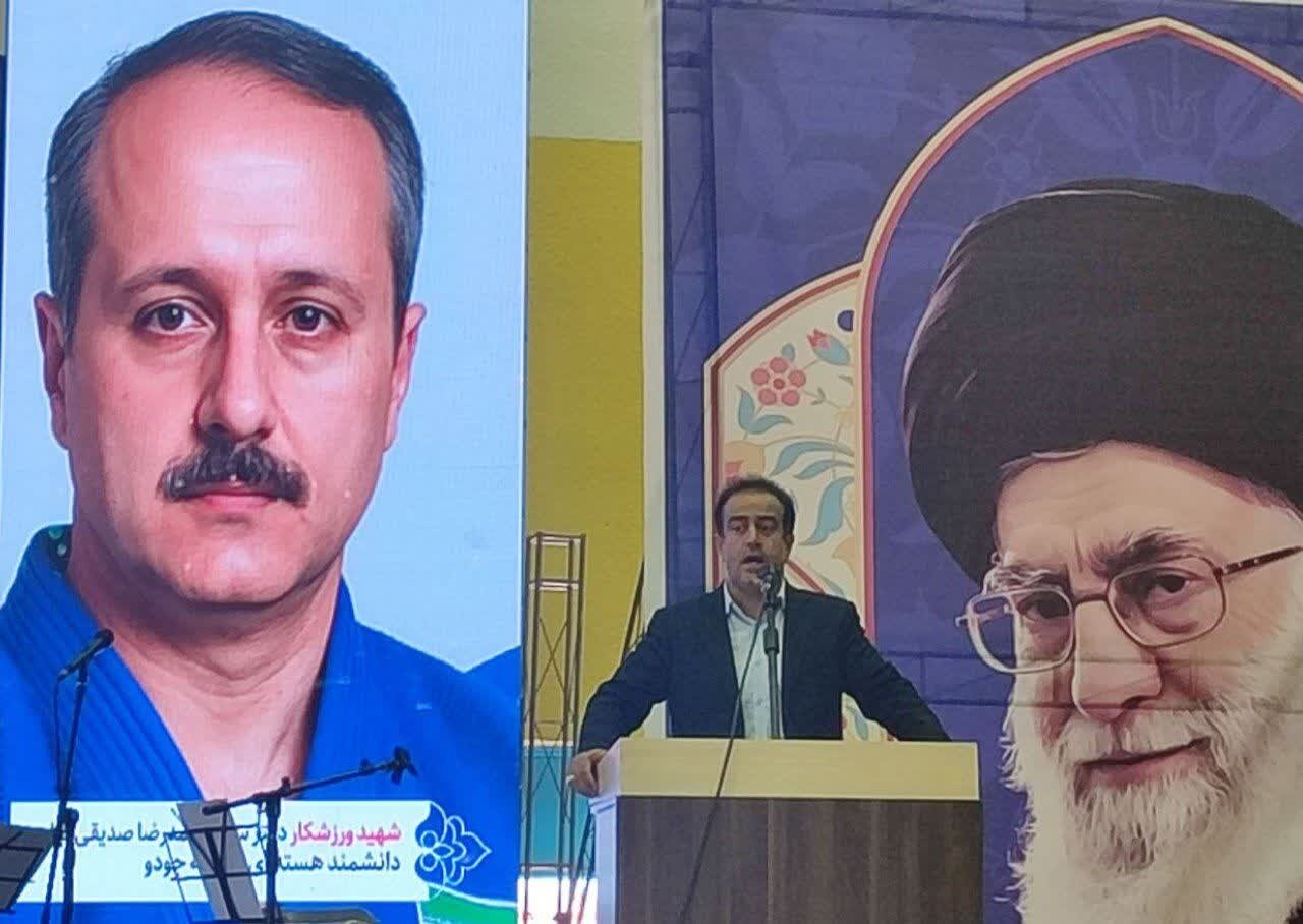 اقتدار ایران اسلامی ثمره خون شهدا و روحیه ایثارگری است اقتدار ایران اسلامی ثمره خون شهدا و روحیه ایثارگری است