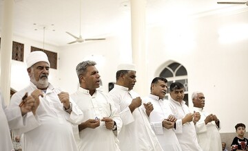 خارگ نماد وحدت اسلامی؛ شیعه و سنی در کنار هم برای ایران