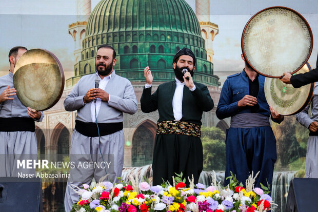 جشن مهمانی امت احمد(ص) در سنندج