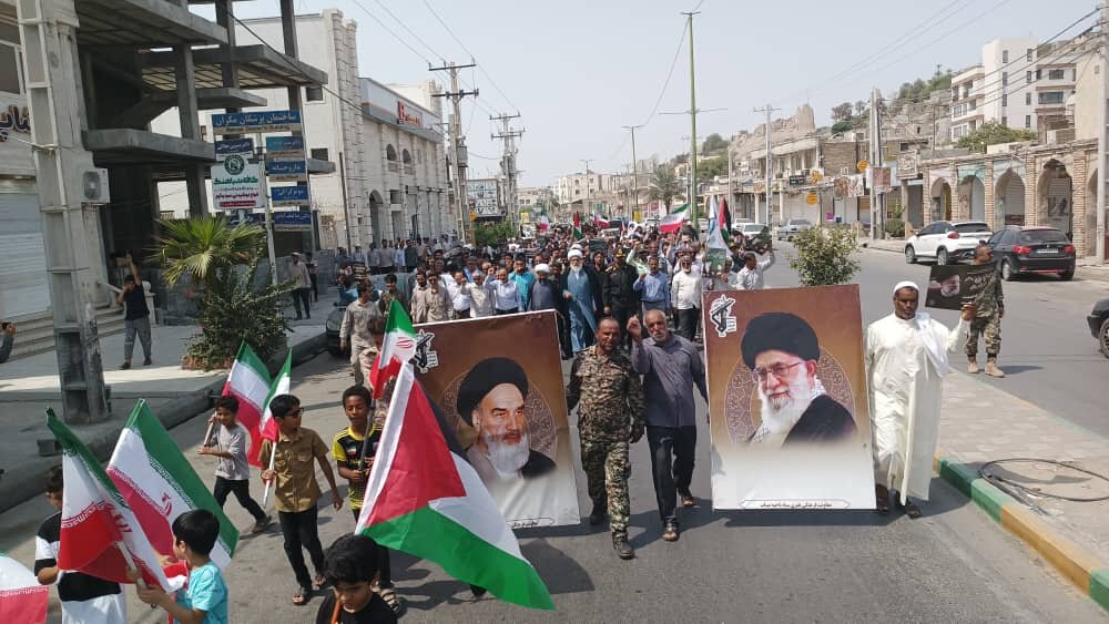 راهپیمایی جمعه خشم در میناب برگزار شد راهپیمایی جمعه خشم در میناب برگزار شد