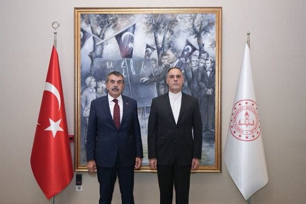 İran ve Türkiye’den eğitim işbirliğinin geliştirilmesine vurgu