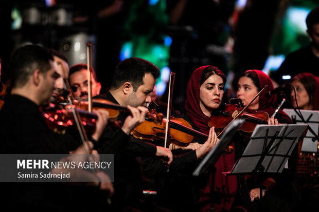 کنسرت حمید حامی و ارکستر نوای آفتاب