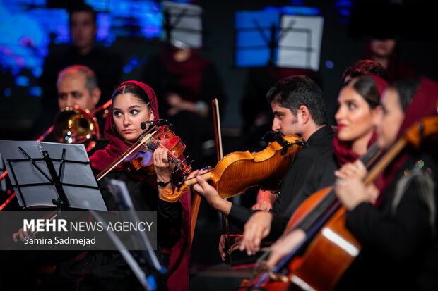 کنسرت حمید حامی و ارکستر نوای آفتاب