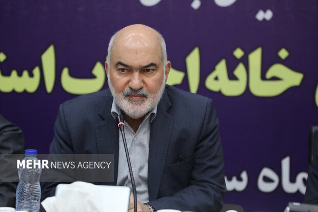 استاندار خوزستان: من نماینده بازنشستگان فولاد هستم استاندار خوزستان: من نماینده بازنشستگان فولاد هستم