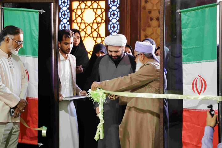 برگزاری اولین روز همایش محوری وحدت با حضور نقش آفرینان شیعه و اهل سنت برگزاری اولین روز همایش محوری وحدت با حضور نقش آفرینان شیعه و اهل سنت