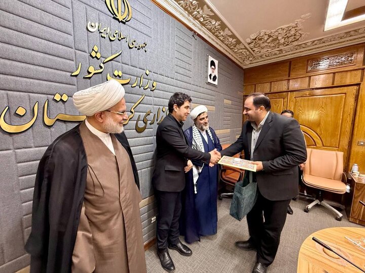 مهمانی امت احمد نمادی از وحدت شیعه و سنی در کردستان است