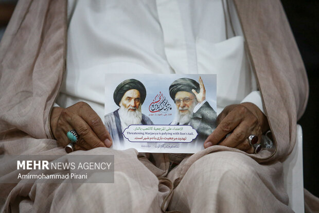 آیین رونمایی و آغاز برپایی جلسات درس اخلاق در مساجد استان قم