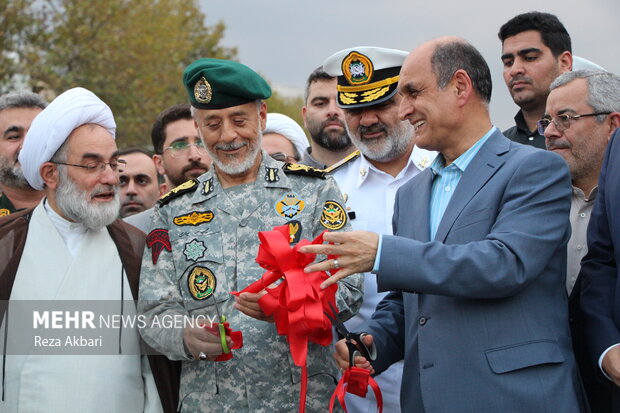 افتتاح پروژه تقاطع غیر هم سطح شهدای نیروی دریایی با حضور امیر سیاری