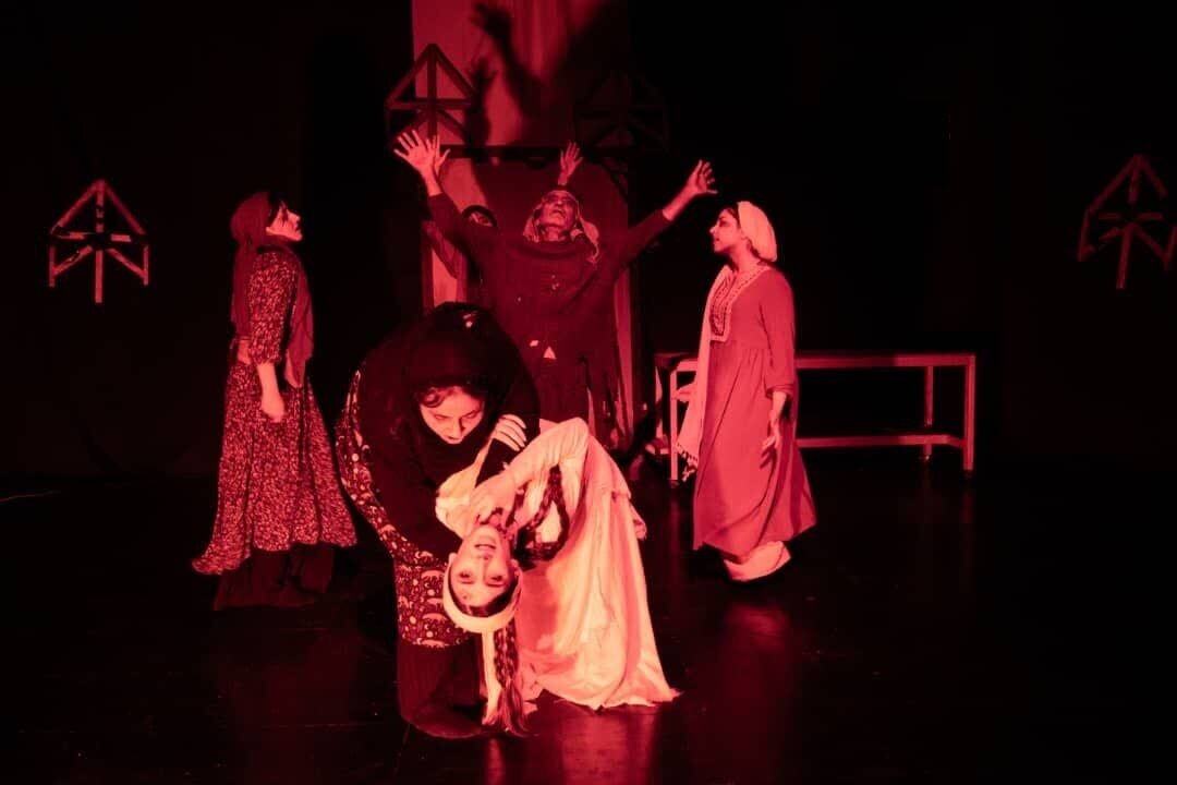 از «گنادل» تا دغدغههای اجتماعی و آئینی گروه «کلاغها»