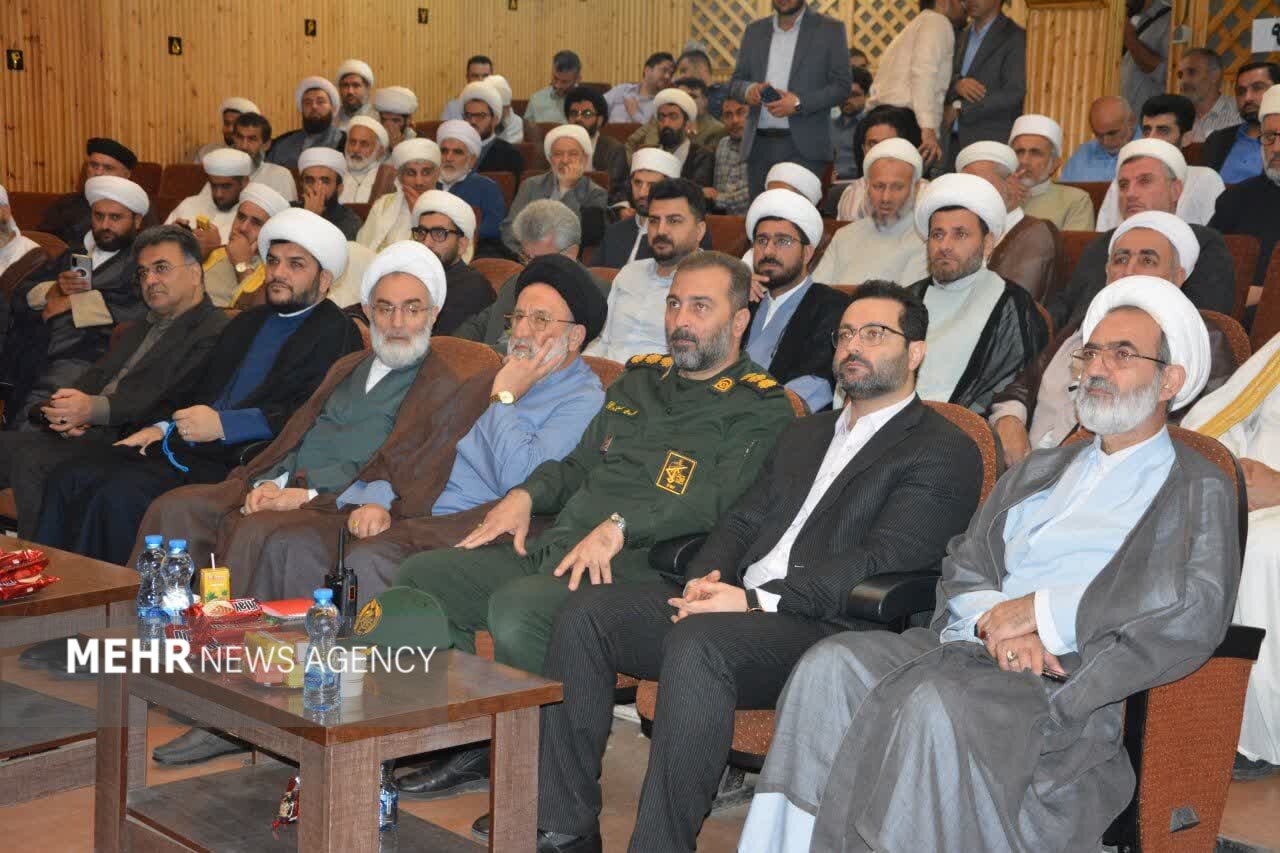 همایش علمای اهل تسنن و تشیع در تالش برگزار شد همایش علمای اهل تسنن و تشیع در تالش برگزار شد