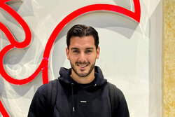 دروازه‌بان سوئدی رسما به تراکتور پیوست