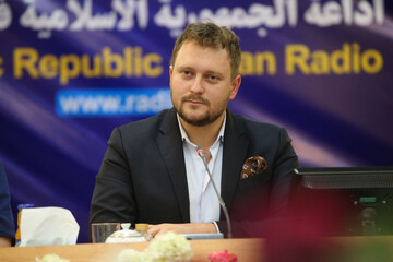 اگر در دانشگاه علیه اسرائیل حرف بزنیم ۶ ماه از تدریس محروم می‌شویم