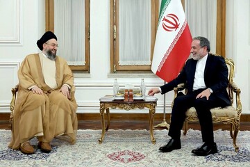 Erakçi ve Hekim, İran-Irak güvenlik anlaşmasını görüştü