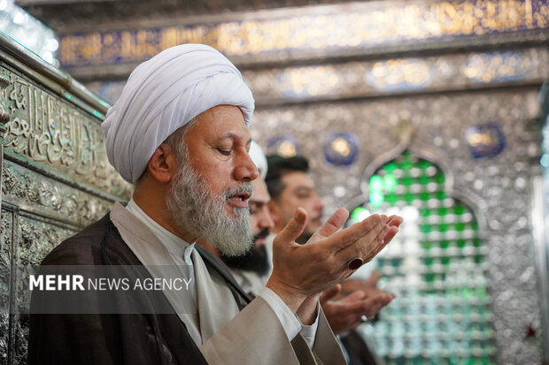 آئین غبارروبی حرم شاهچراغ(ع) به مناسبت هفته وحدت