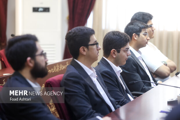 آیین بزرگداشت مدالآوران المپیاد نجوم در وزارت ورزش 8