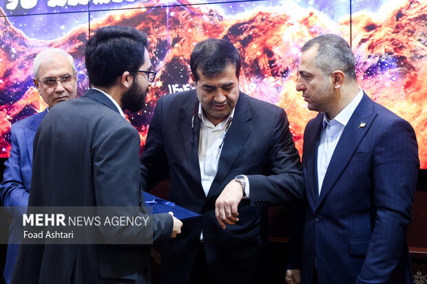 آیین بزرگداشت مدالآوران المپیاد نجوم در وزارت ورزش 23