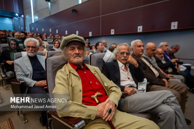 آیین نکوداشت نامداران فرهنگی و هنری در قزوین