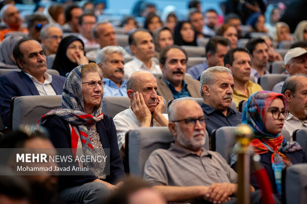 آیین نکوداشت نامداران فرهنگی و هنری در قزوین