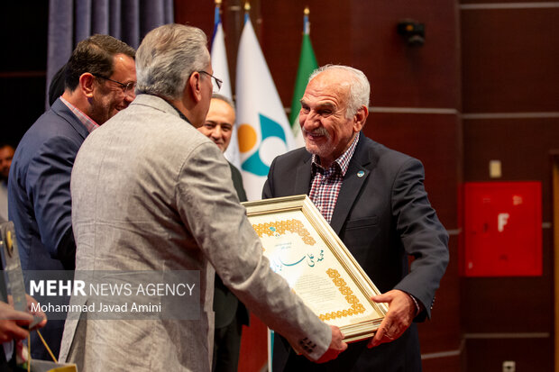 آیین نکوداشت نامداران فرهنگی و هنری در قزوین