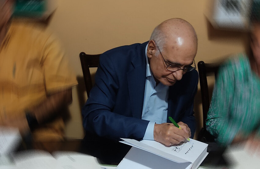 خانه،مرادي،كرماني،انگور،توي،كوچه،قصه،خانم،هوشنگ،درخت،وقت،كتا ...