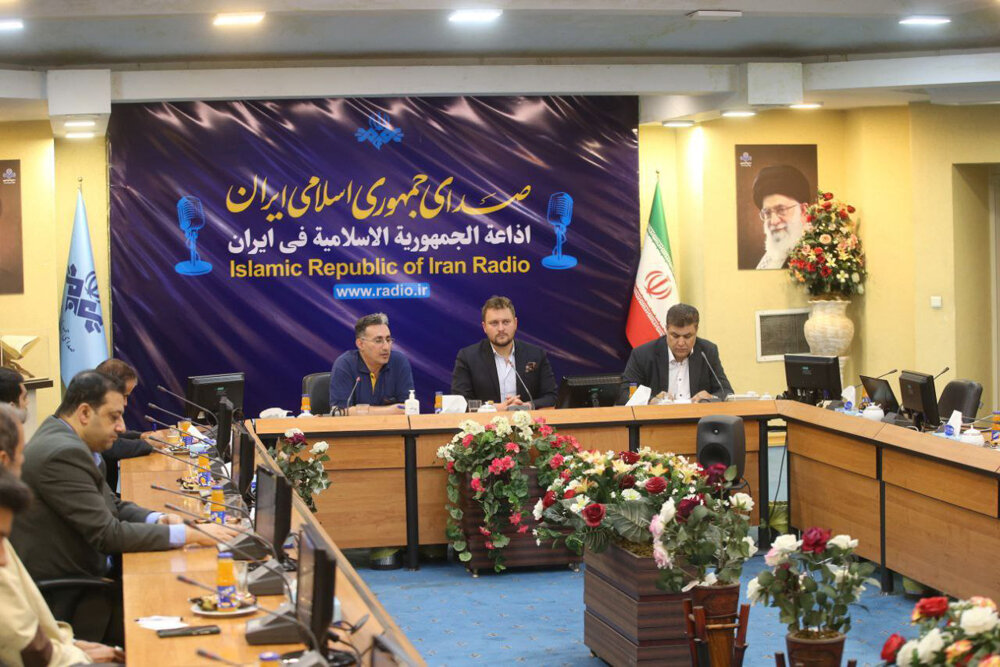 اگر در دانشگاه علیه اسرائیل حرف بزنیم ۶ ماه از تدریس محروم می‌شویم