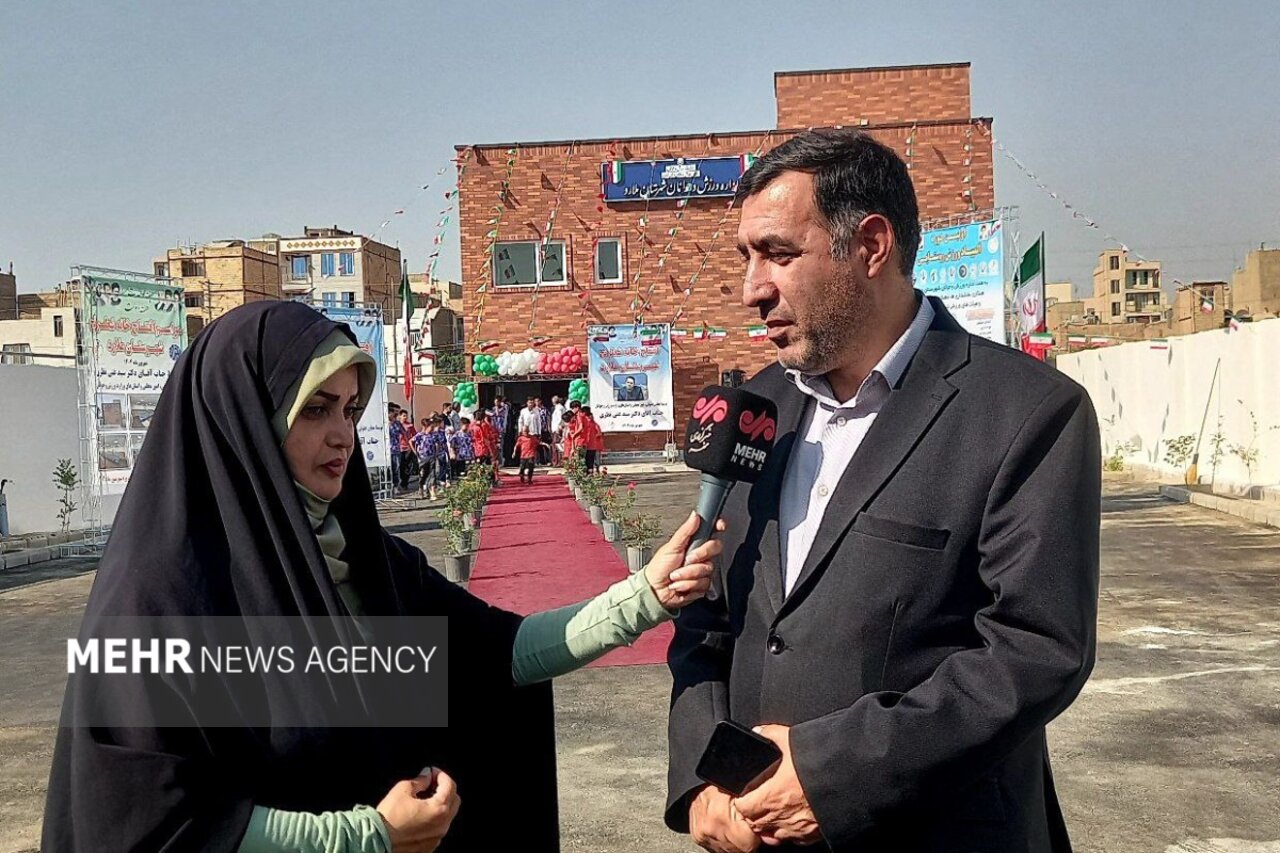 افتتاح خانه شطرنج ملارد با اعتبار بیش از ۰۴۰ میلیارد افتتاح خانه شطرنج ملارد با اعتبار بیش از ۰۴۰ میلیارد