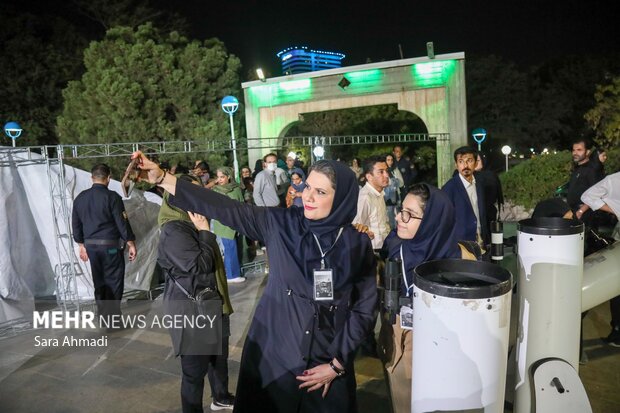 رصد ماه‌گرفتگی در بوستان کوهسنگی مشهد
