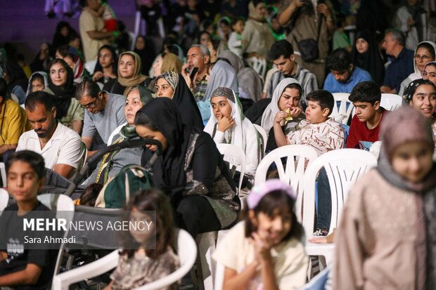 رصد ماه‌گرفتگی در بوستان کوهسنگی مشهد