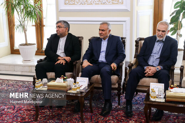 دیدار سید عمار حکیم با رئیس مجلس شورای اسلامی 14