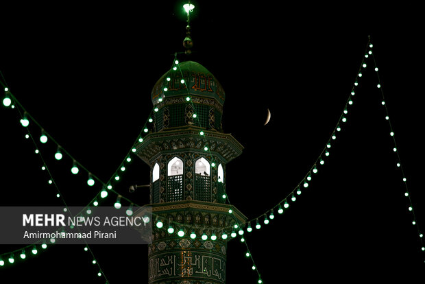 ماه گرفتگی در قم