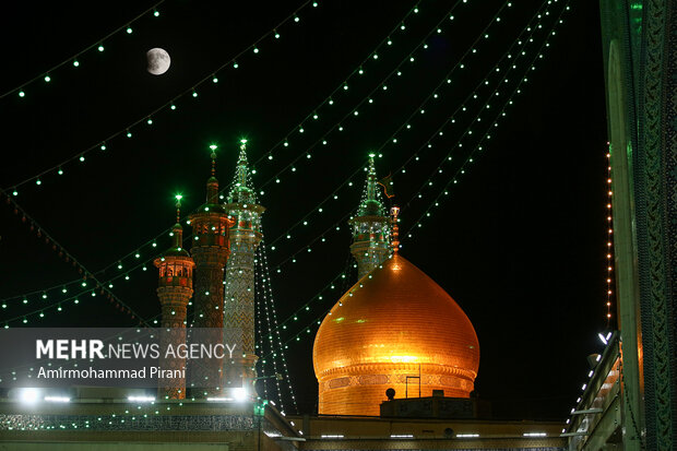 ماه گرفتگی در قم