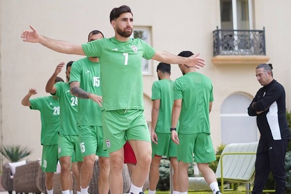 تمرین سبک ملی‌پوشان فوتبال ایران در روز دیدار با ازبکستان